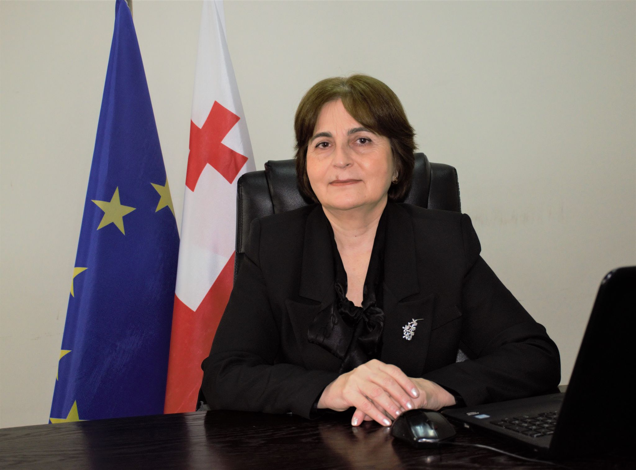 კარდიოვერტერ-დეფიბრილატორი - სიცოცხლის გადამრჩენი მოწყობილობა კარდიოვერტერ-დეფიბრილატორი - სიცოცხლის გადამრჩენი მოწყობილობა
