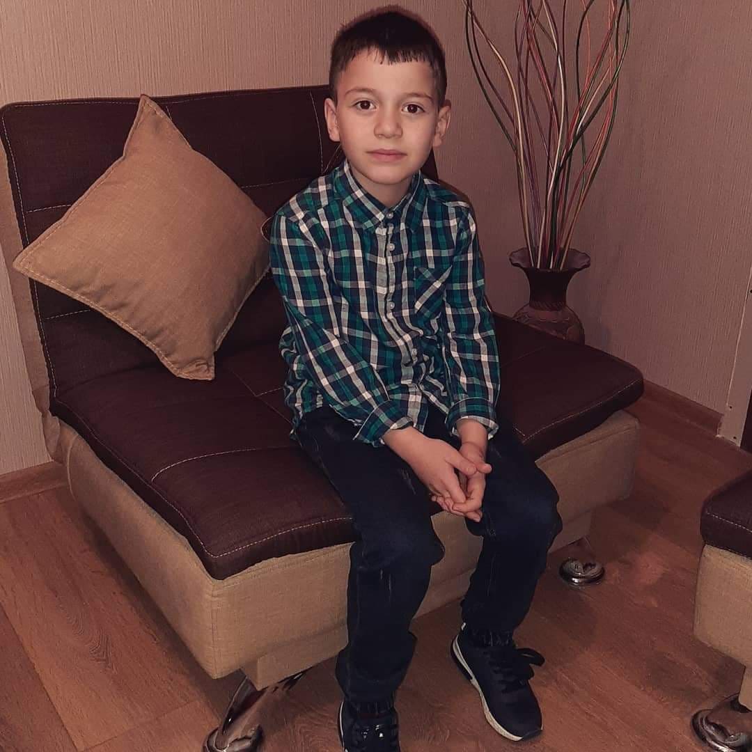 სრულიად ჯანმრთელ ბავშვს მოულოდნელად გული გაუჩერდა - 6 წლის ლევანიკოს დახმარება სჭირდება
