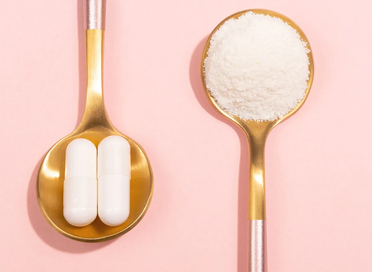collagen-pill-powder-pink-spoons-1770923222.webp
